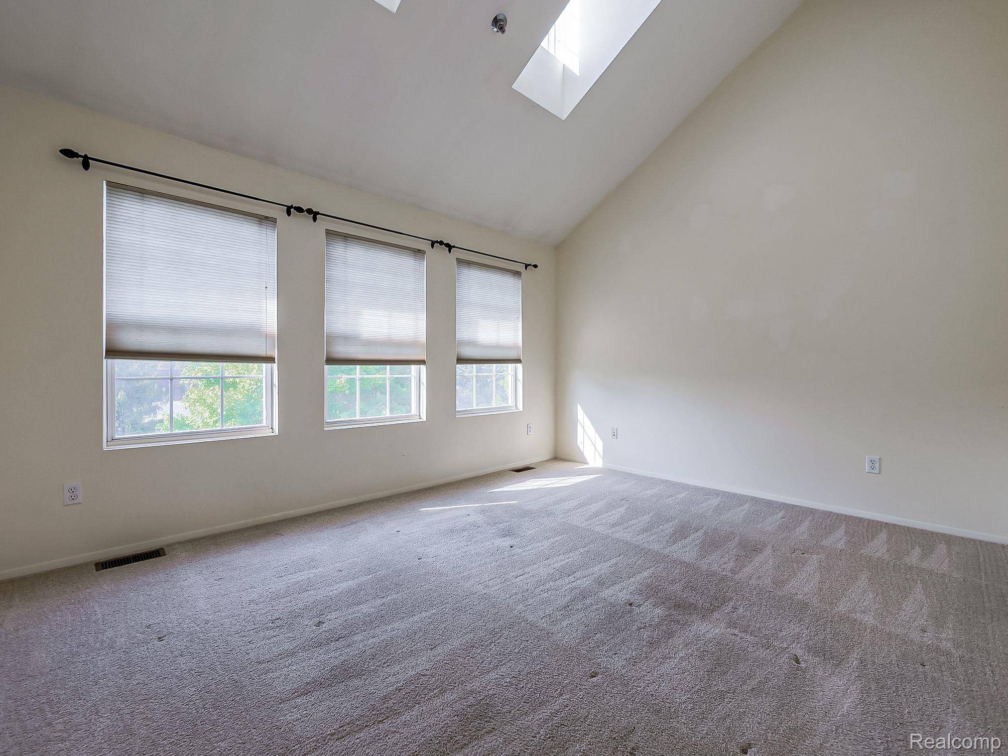 Pontiac, MI 48341,642 LYDIA LN