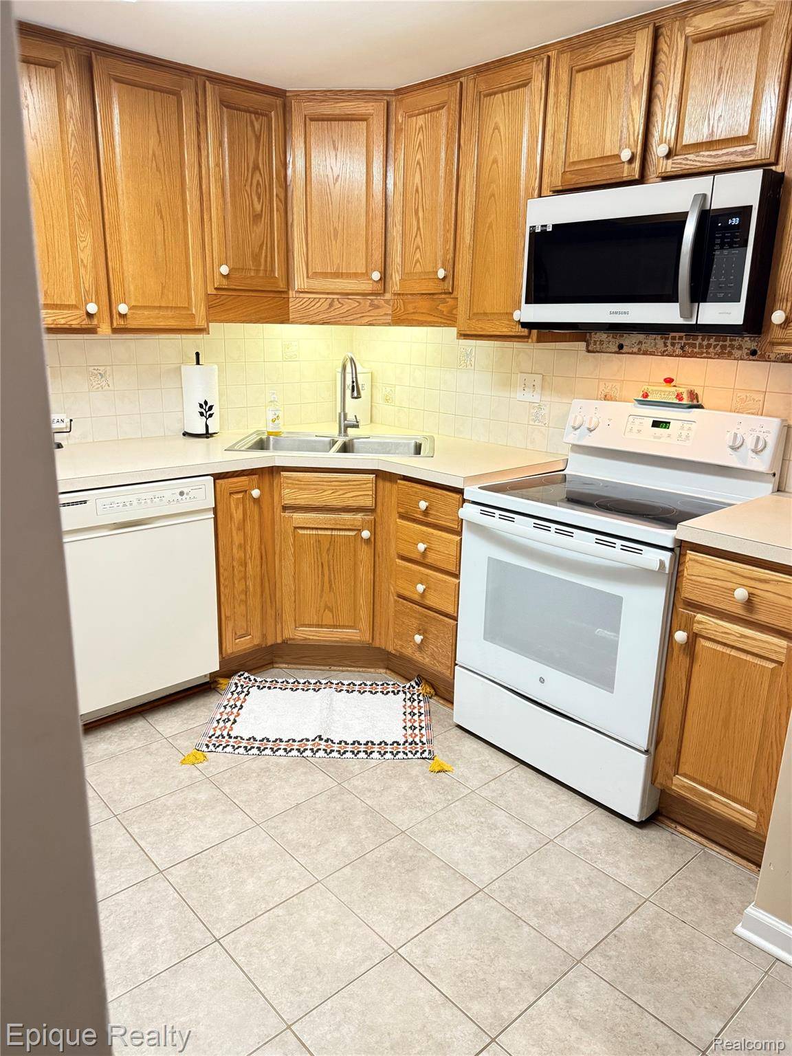 Mt. Morris, MI 48458,1421 E Mt Morris RD