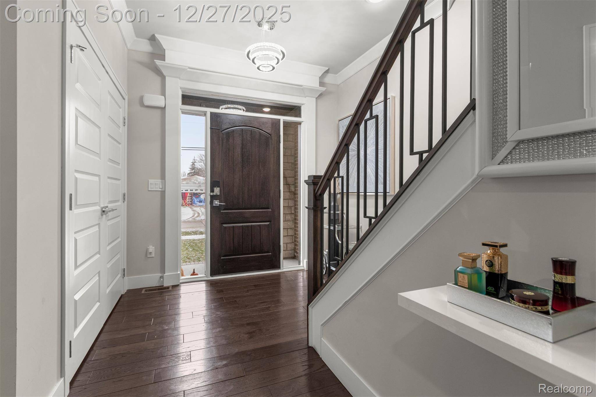 Sterling Heights, MI 48312,8615 Greendale DR