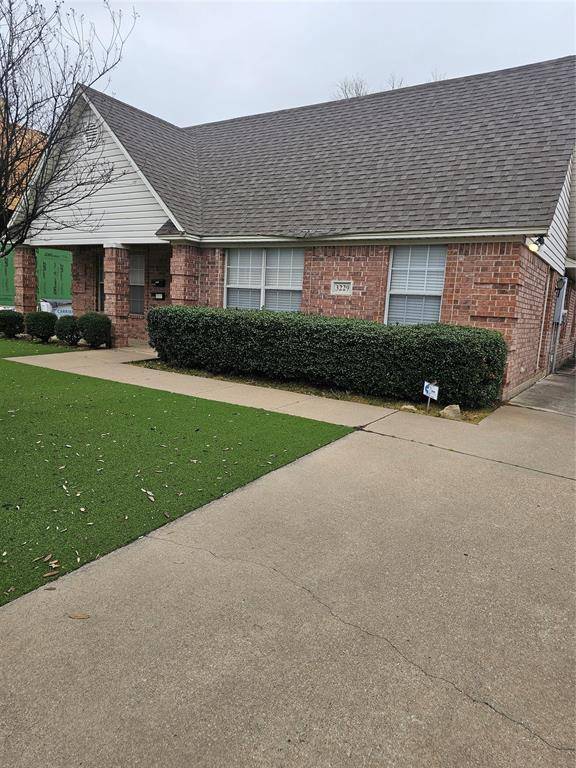 Fort Worth, TX 76109,3233 S Univer. Drive