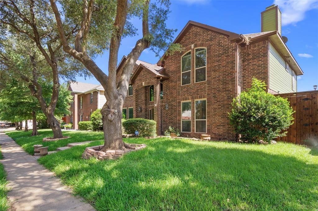 Grand Prairie, TX 75052,2713 Water Oak Drive