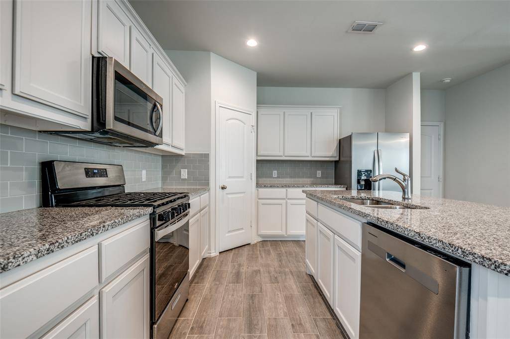 Forney, TX 75126,1635 Briar Hunt Drive