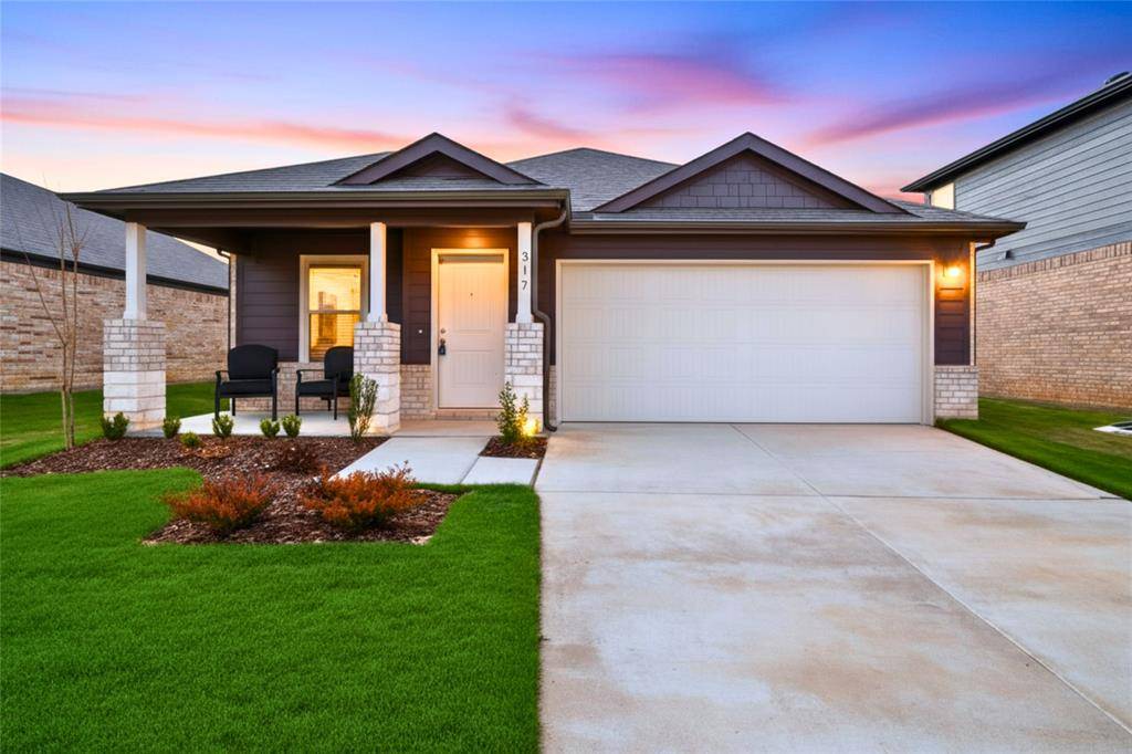 Terrell, TX 75160,206 Still Glen Drive