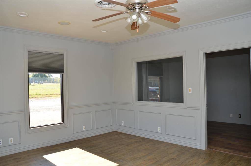 Pottsboro, TX 75076,501 N Spur 316 Spur N #100