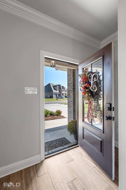 Shreveport, LA 71106,352 Pilatus Drive