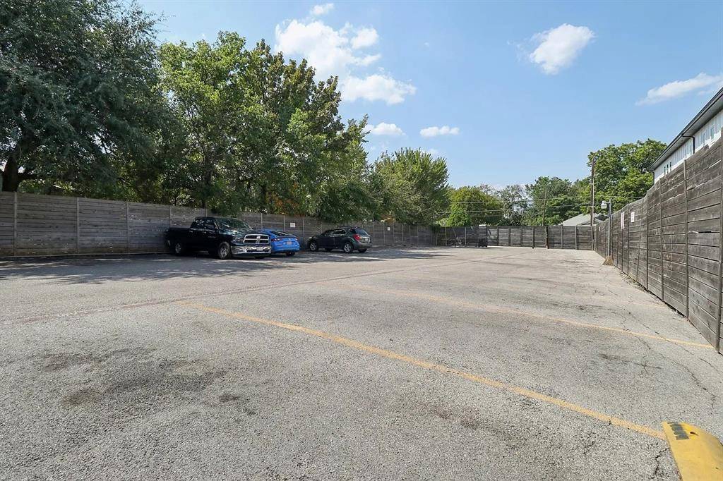 Dallas, TX 75203,321 E 8th Street #104