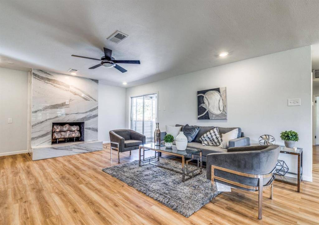 Dallas, TX 75228,8011 Woodhue Road