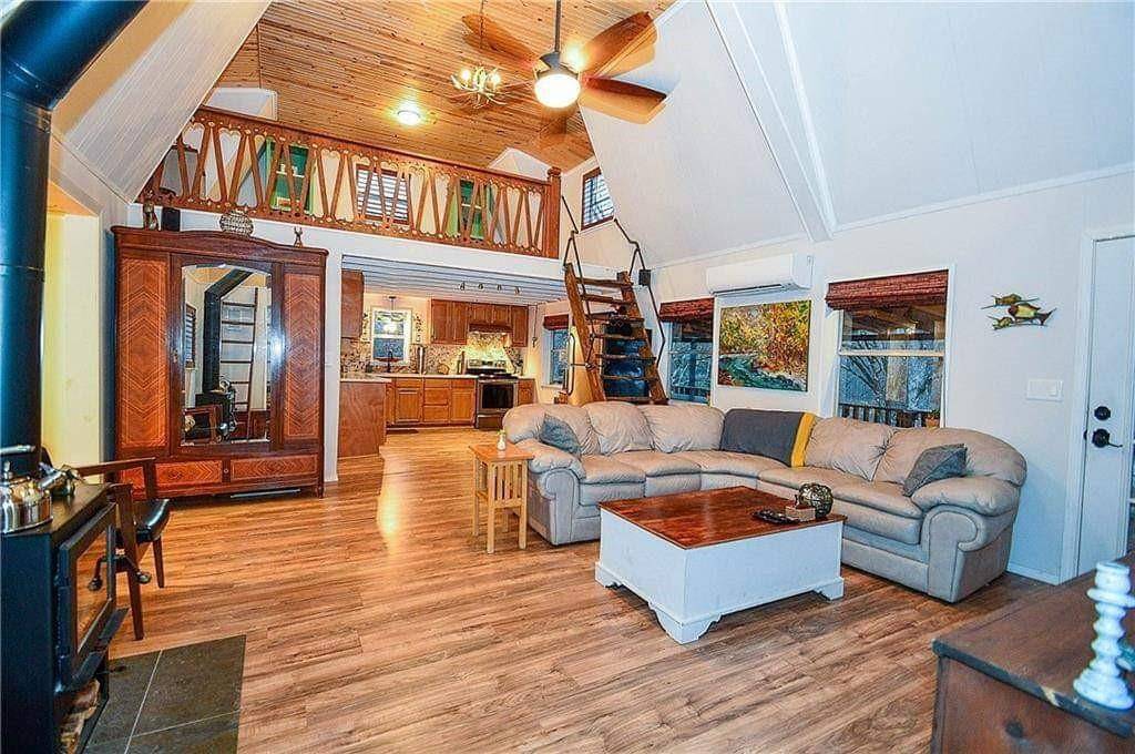 Emory, TX 75440,661 Private Road 7422