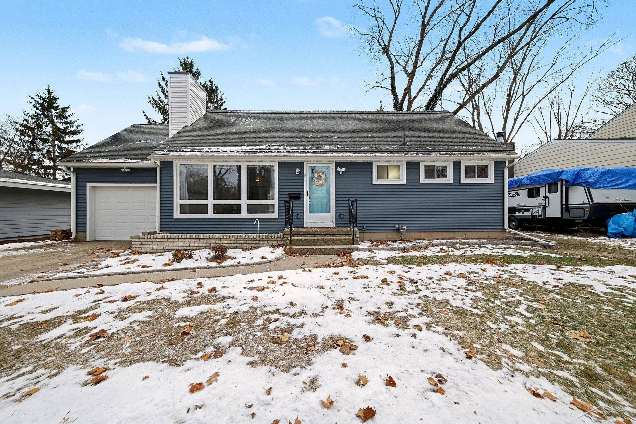 Midland, MI 48640,305 Sandy Ridge CT