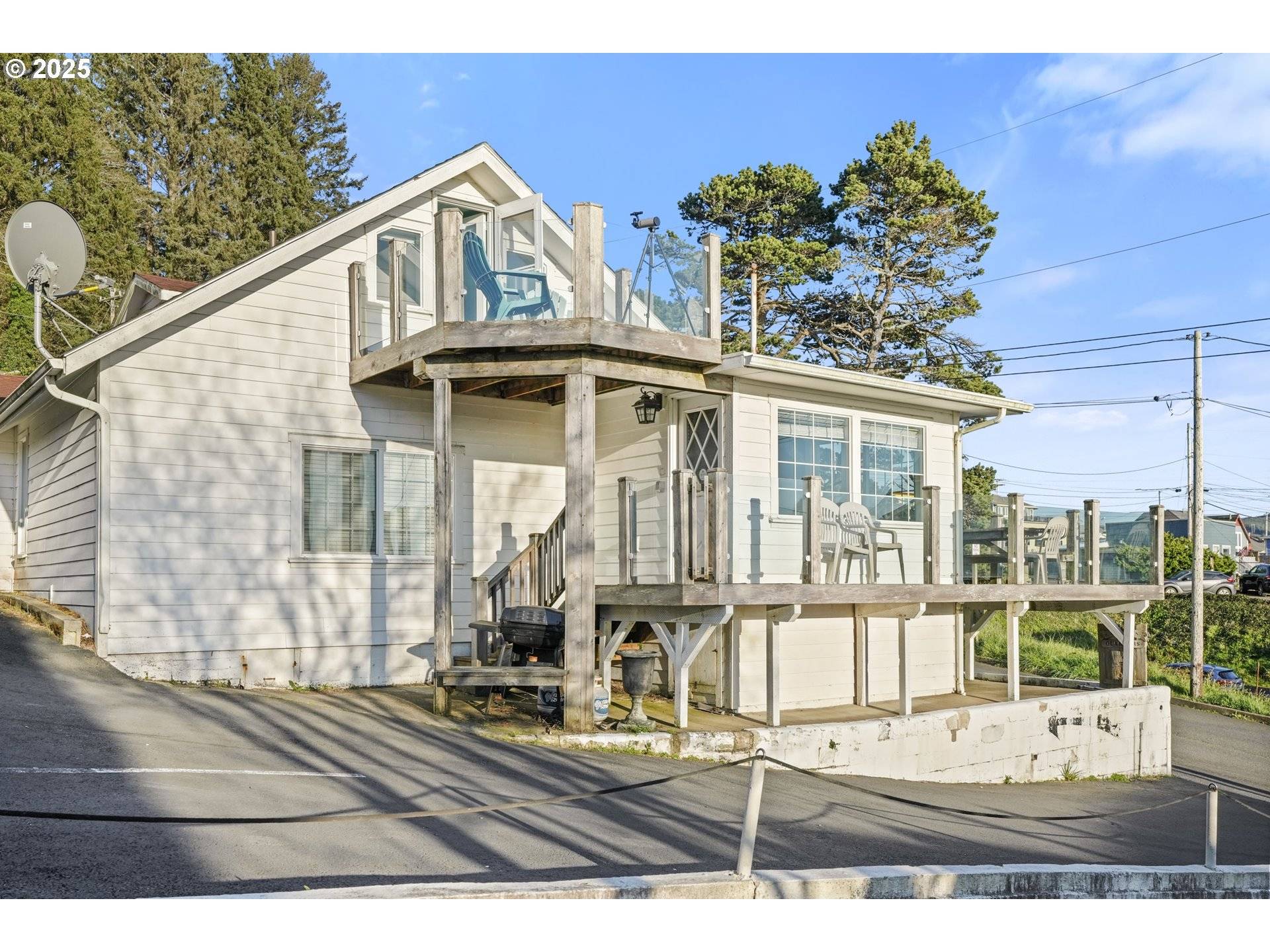 Depoe Bay, OR 97341,25 NE CLARKE ST