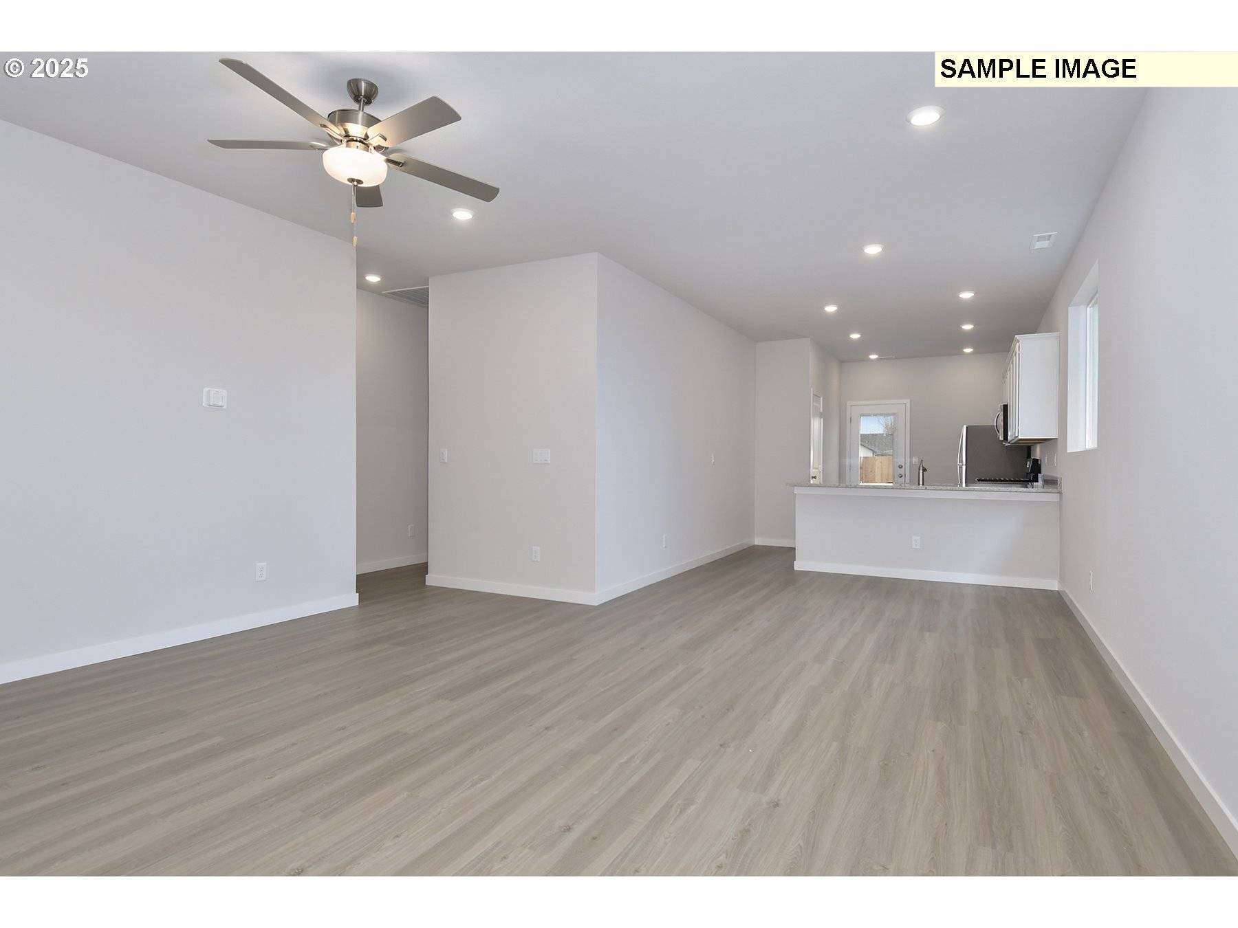 Woodburn, OR 97071,1385 OWL AVE