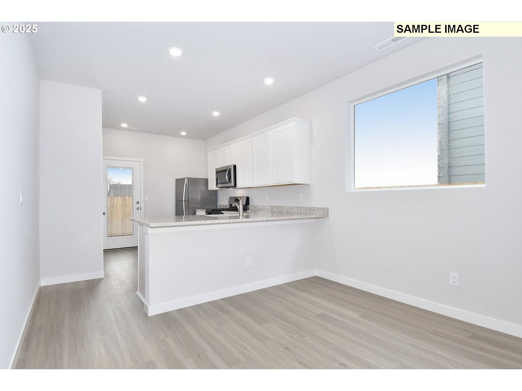 Woodburn, OR 97071,1385 OWL AVE