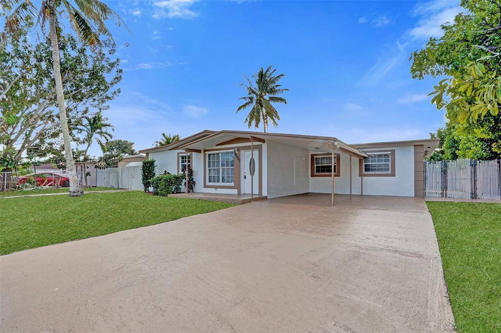 Miami Gardens, FL 33055,16920 NW 53rd Ave