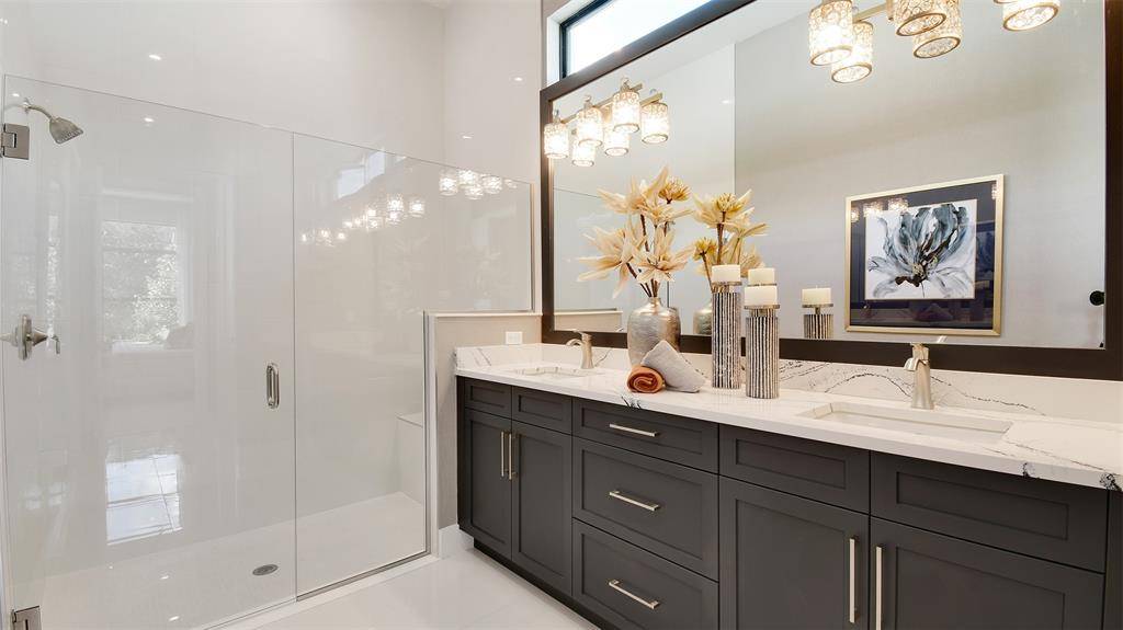 Port St Lucie, FL 34952,391 SE VIA SANGRO