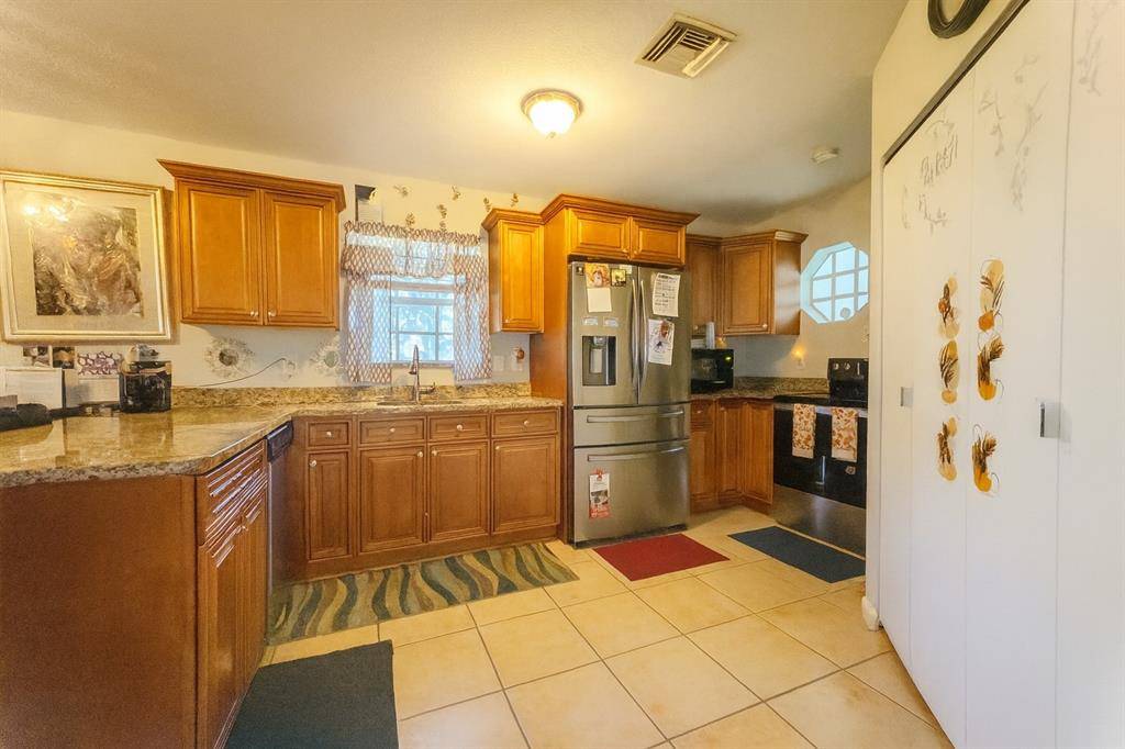 Fort Lauderdale, FL 33315,1403 SW 27th Ct