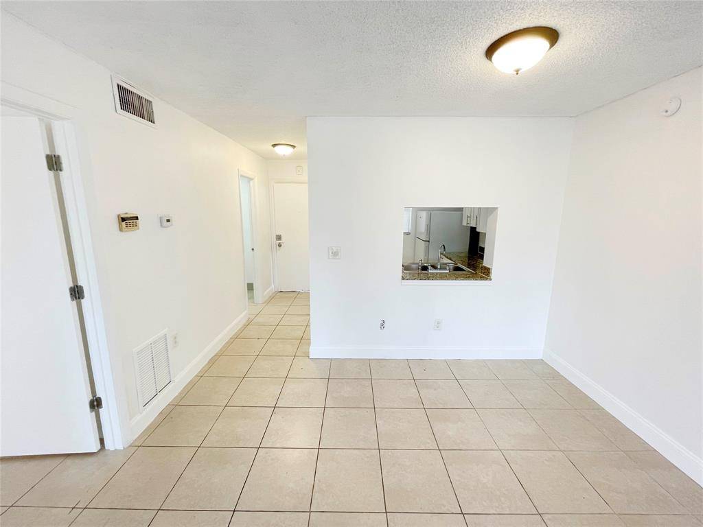 Lauderhill, FL 33313,2800 NW 56th Ave #D402