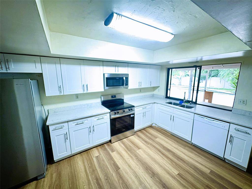 Plantation, FL 33317,7450 SW 15TH ST