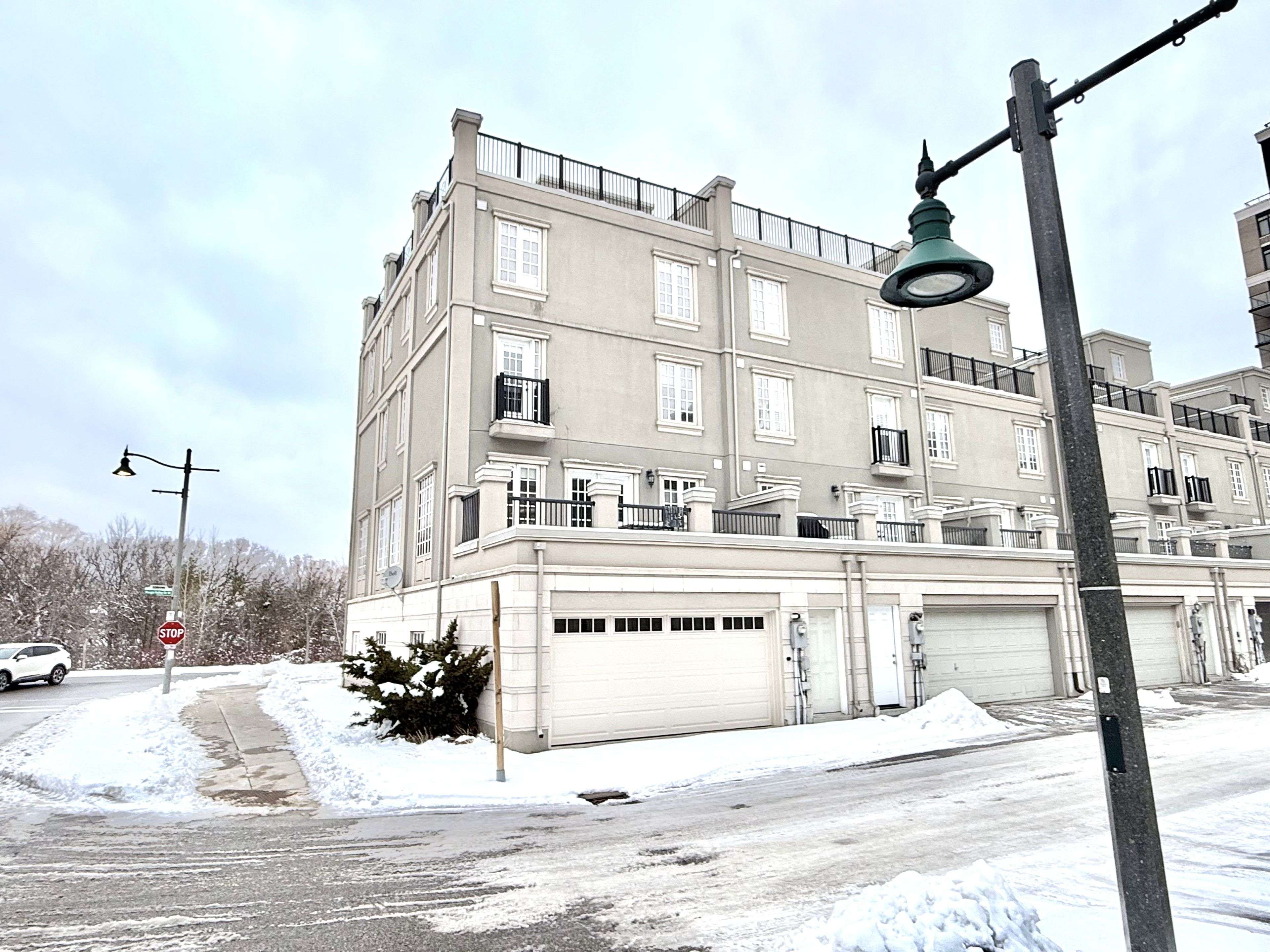 Markham, ON L6G 0C1,87 Rouge Valley DR W