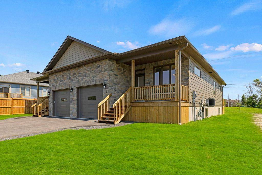 South Dundas, ON K0E 1K0,9 Billings AVE W