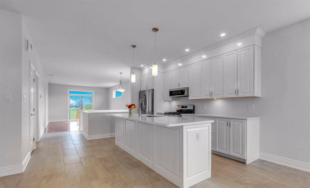 South Dundas, ON K0E 1K0,9 Billings AVE W