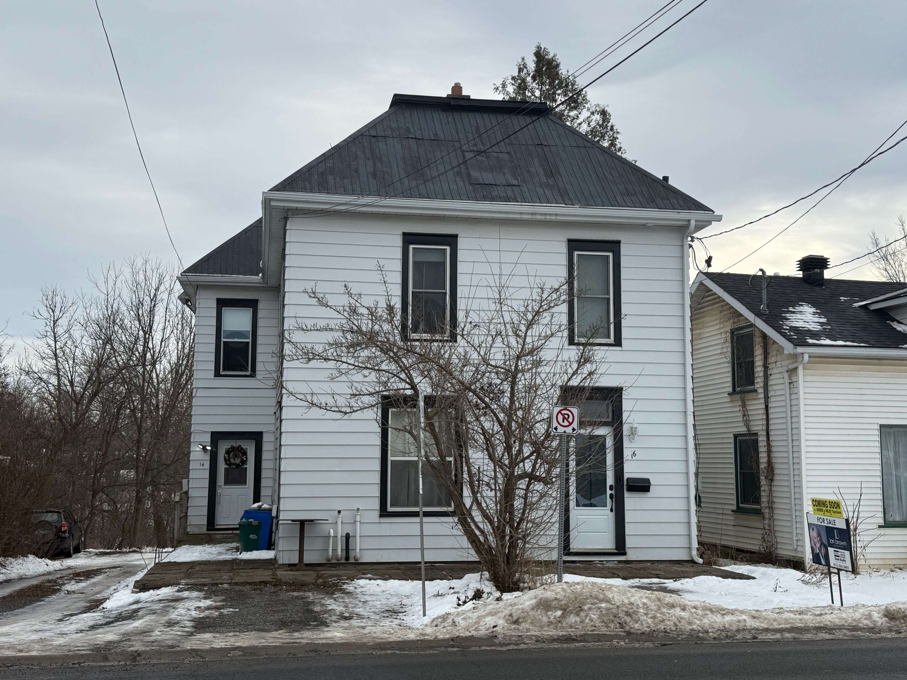 North Grenville, ON L3Z 3E6,14-16 Clothier ST W