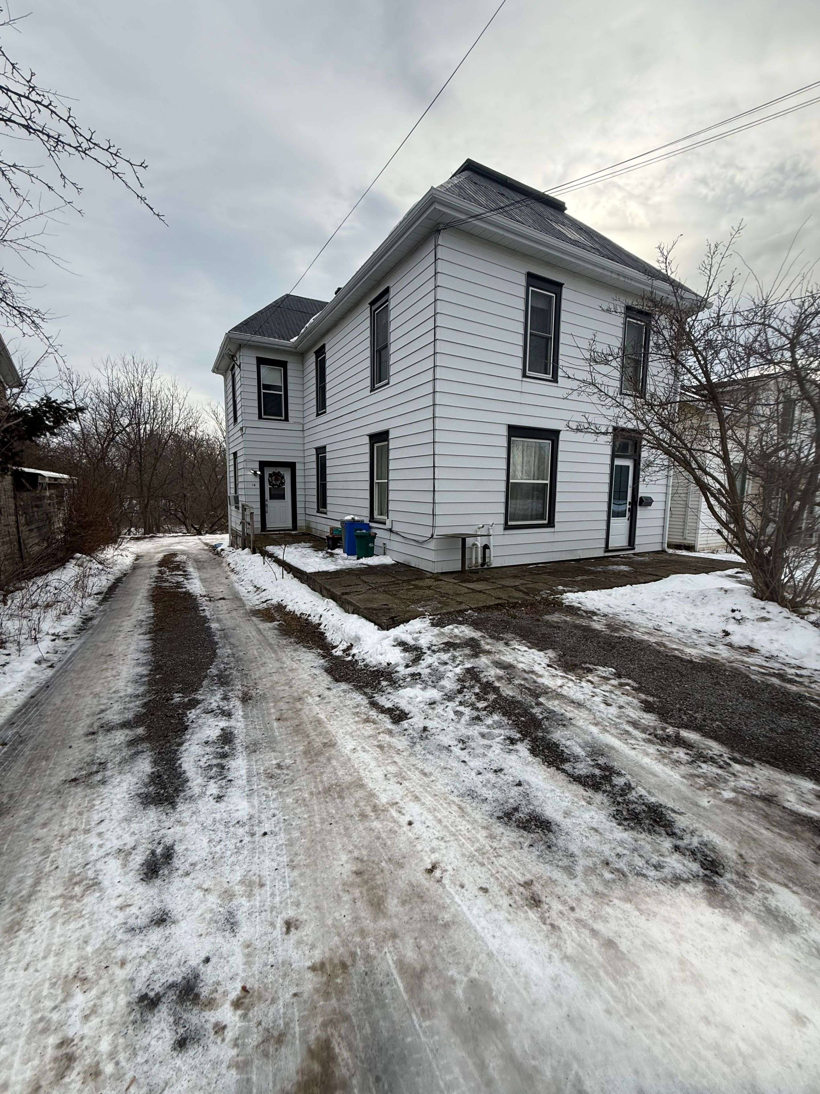 North Grenville, ON L3Z 3E6,14-16 Clothier ST W