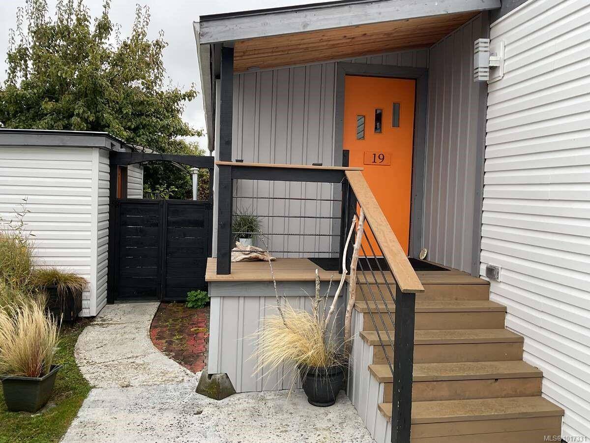 Parksville, BC V9P 1L3,129 Meridian Way #19
