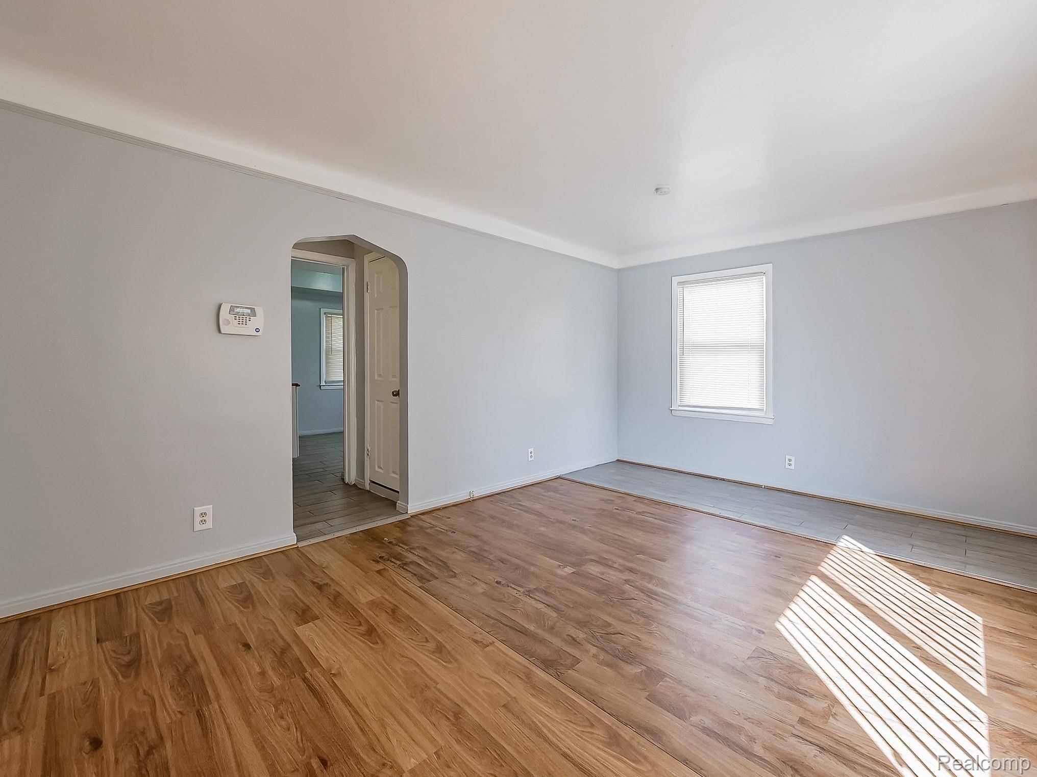 Detroit, MI 48235,19307 Fenmore ST