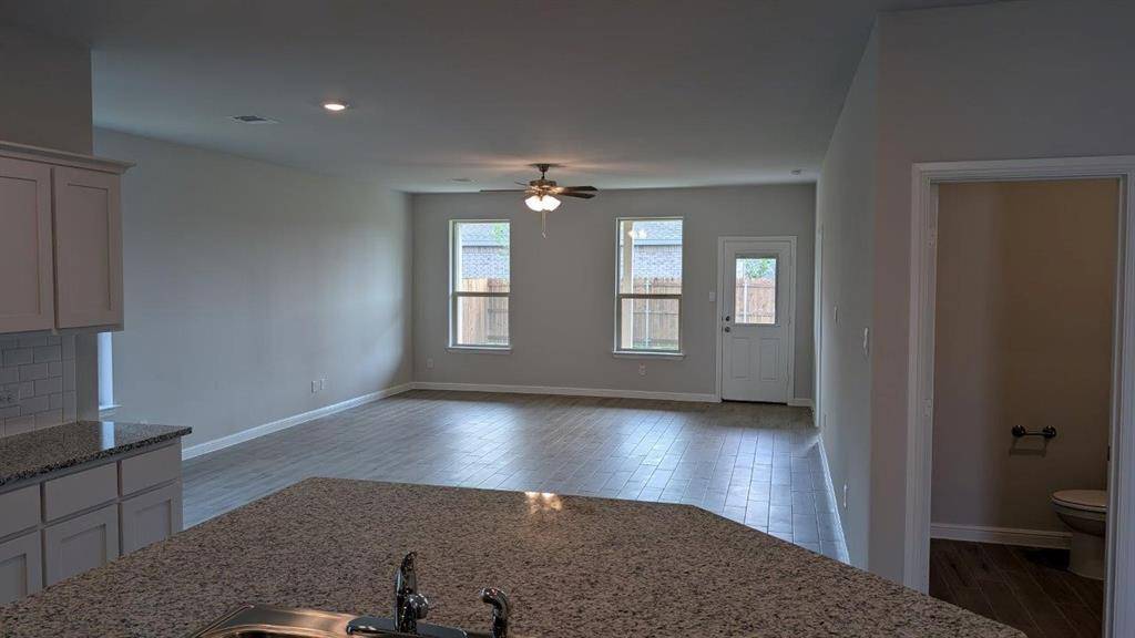 Cleburne, TX 76031,1000 TRACTION Trail