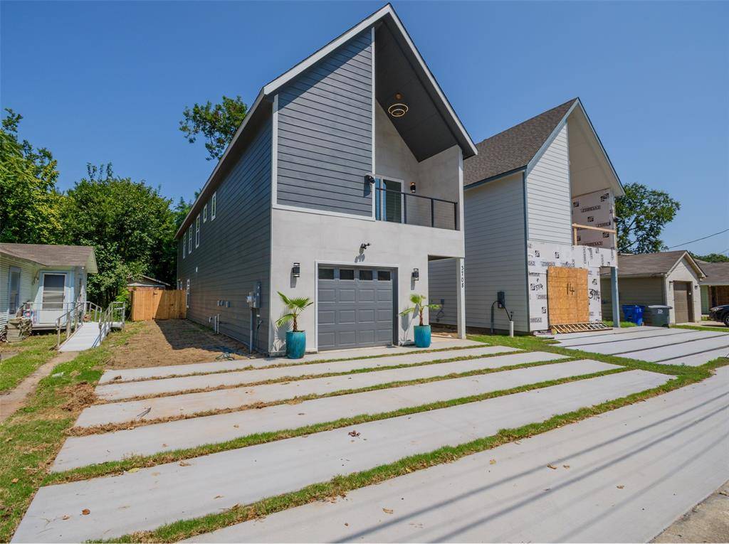 Dallas, TX 75215,3708 Atlanta Street