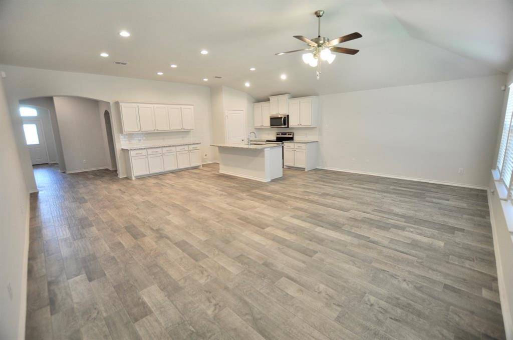 Weatherford, TX 76087,1008 Deer Valley Drive