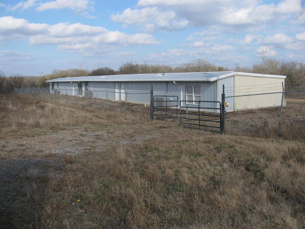 Savoy, TX 75479,12600 W Hwy 82 Highway W #1