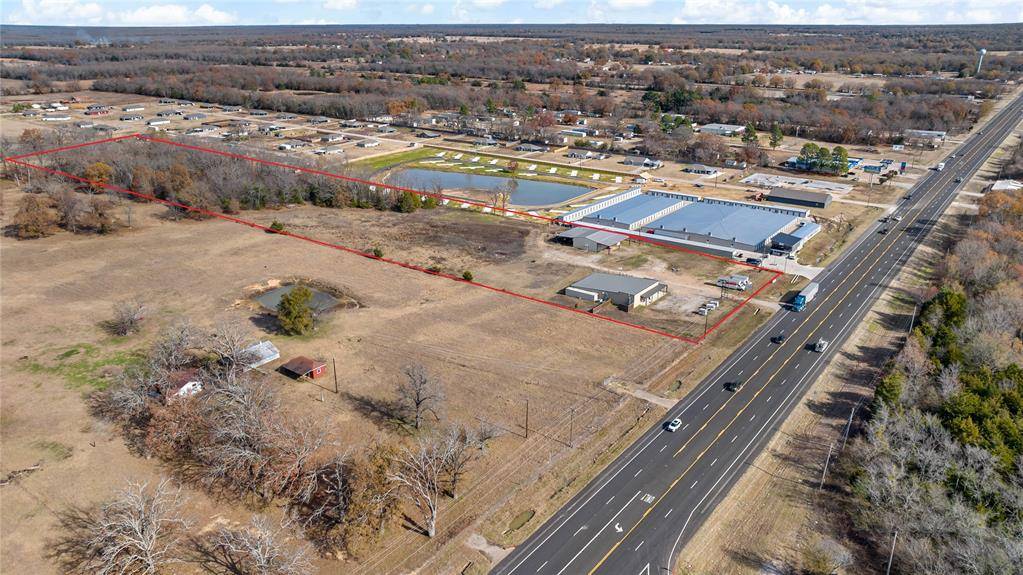 Paris, TX 75462,3925 US Highway 82