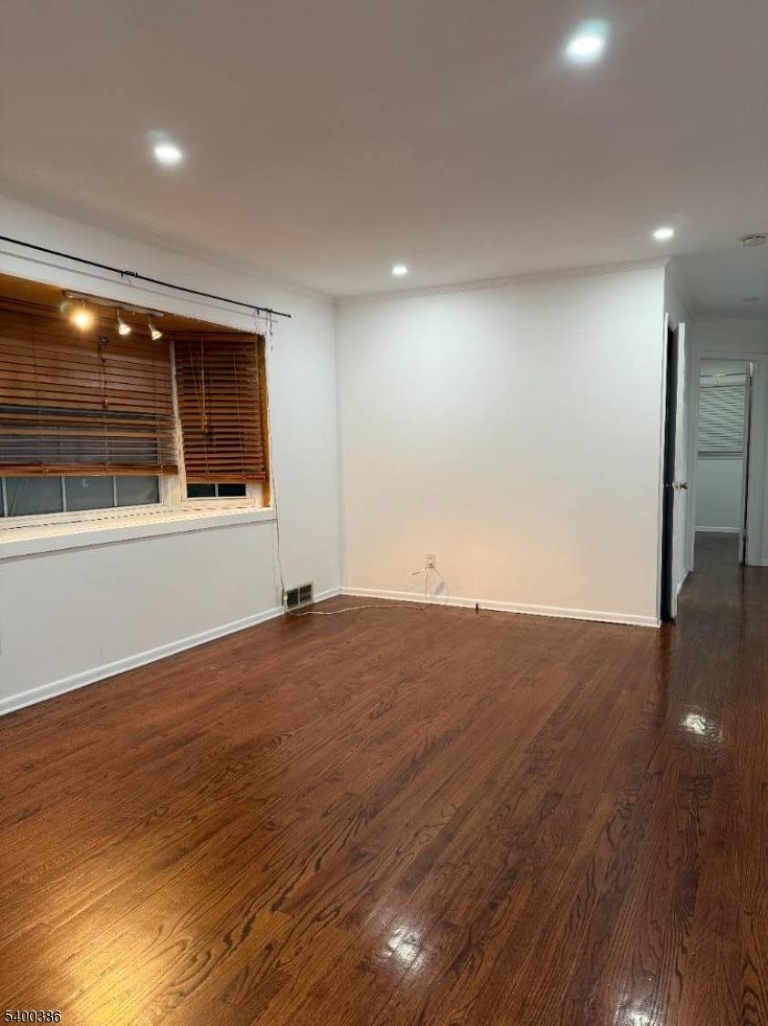 South Plainfield Boro, NJ 07080,101 Morril Dr