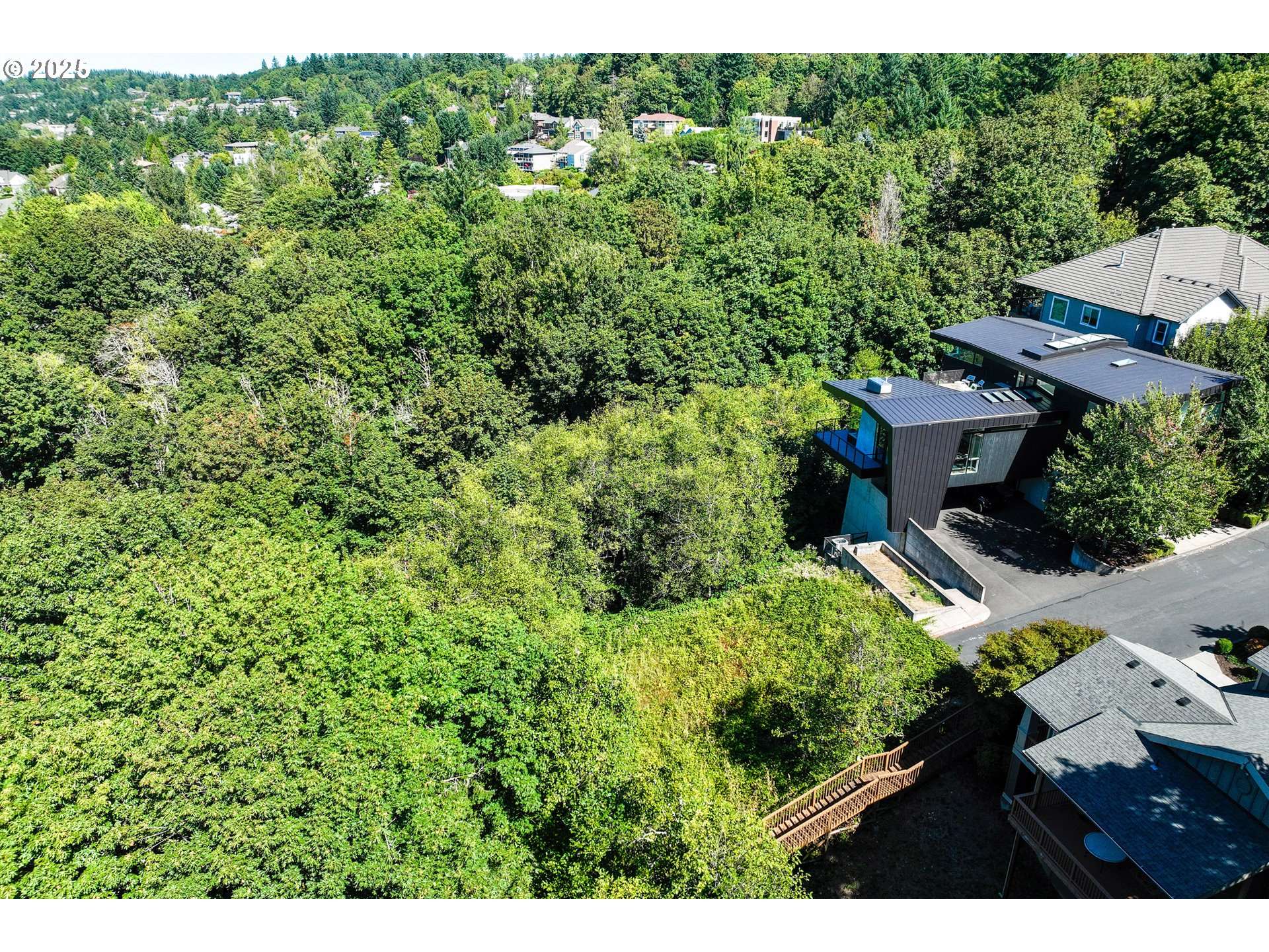 Portland, OR 97229,8049 NW PROMINENCE CT