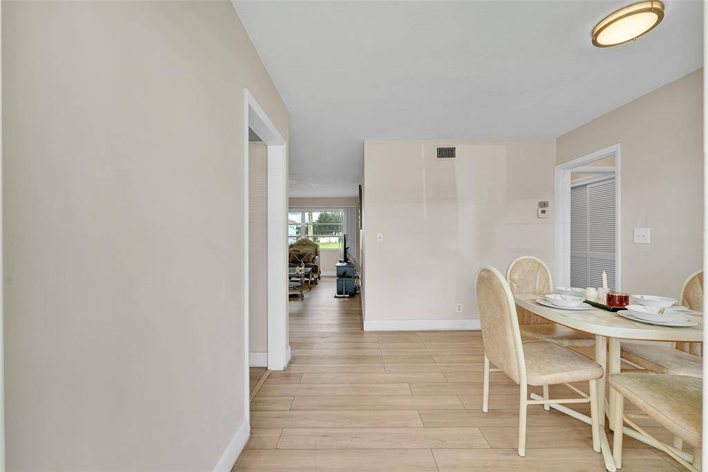 Lauderhill, FL 33313,1500 NW 43rd Ter #105