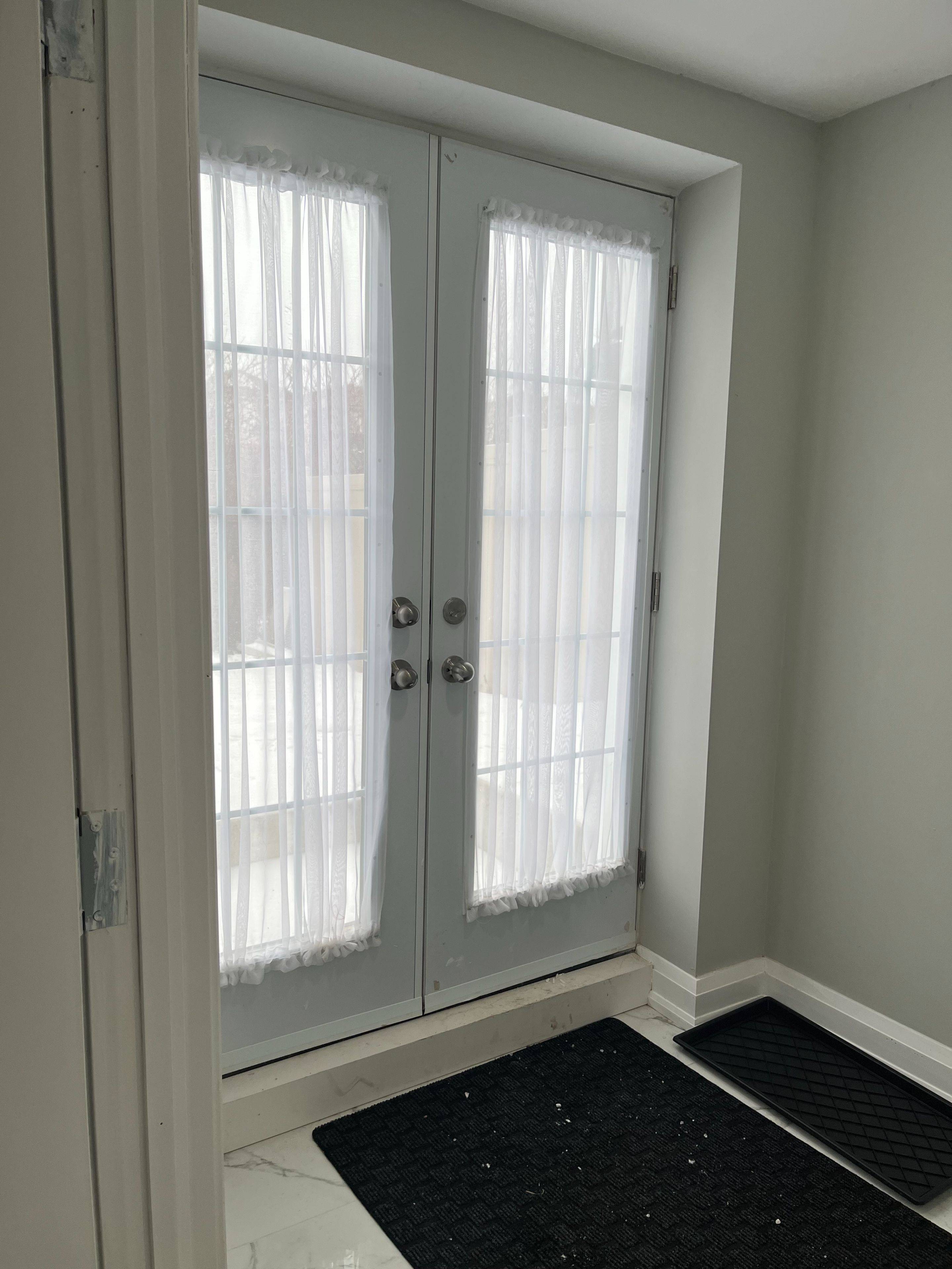 Milton, ON L9E 1E5,1195 McEachern CT W #Basement