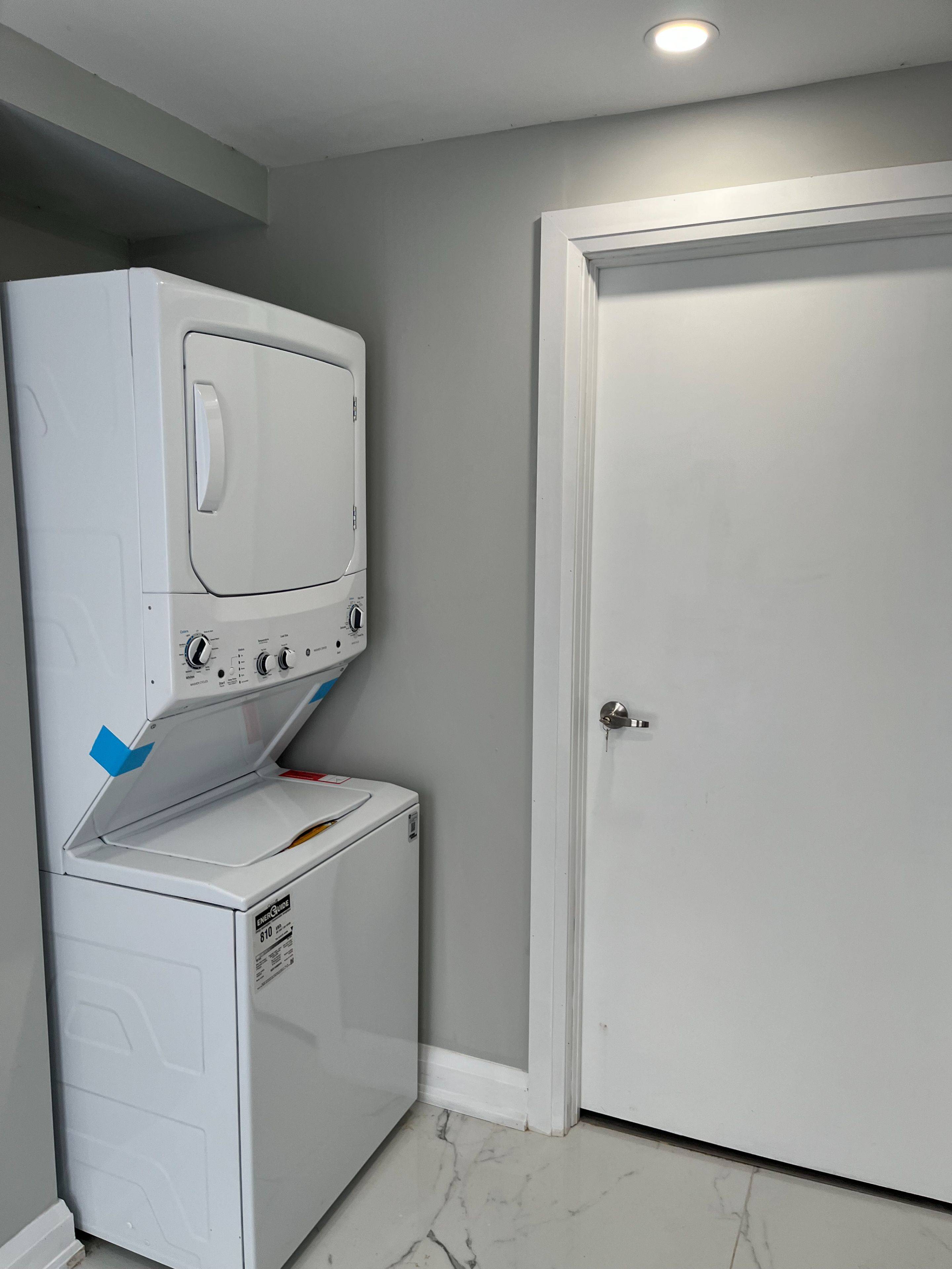 Milton, ON L9E 1E5,1195 McEachern CT W #Basement