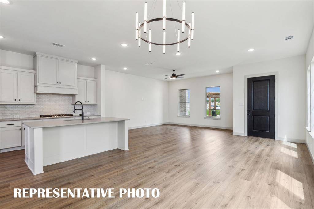 Allen, TX 75013,1042 Featherglass Lane