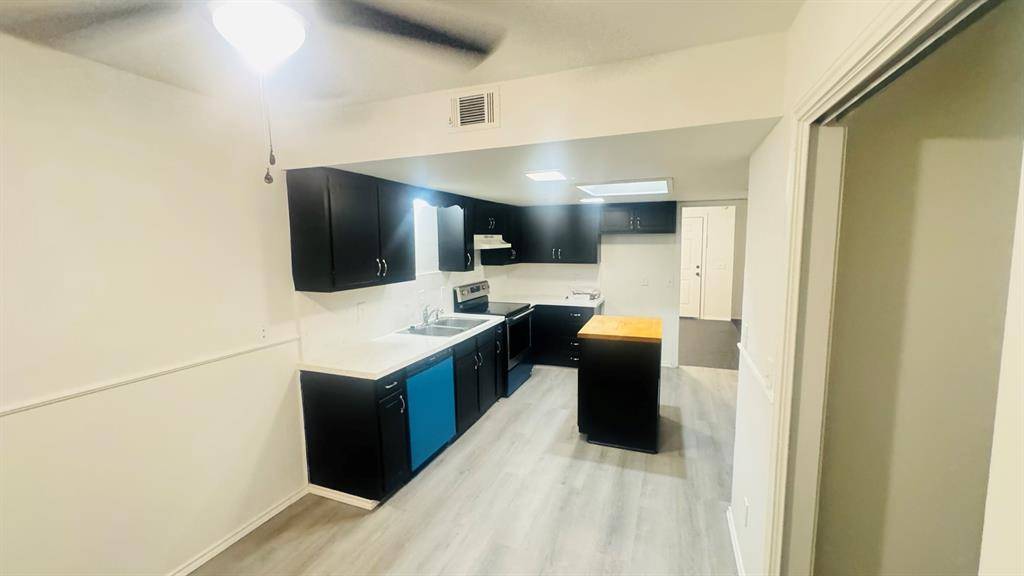 Richardson, TX 75081,604 Towne House Lane