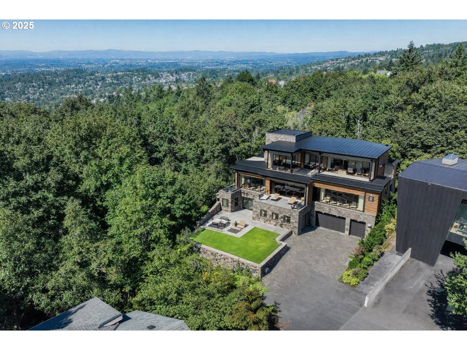 Portland, OR 97229,8049 NW PROMINENCE CT