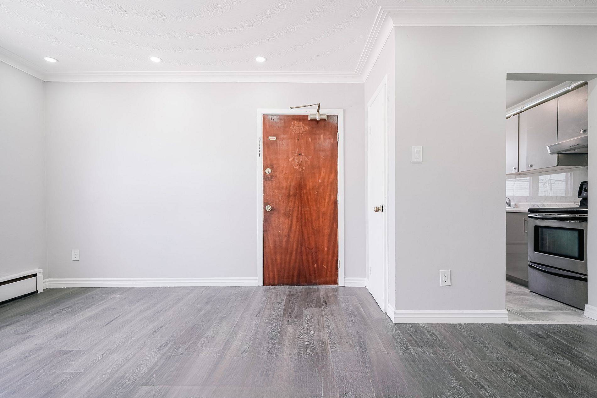 Toronto E09, ON M1P 2V6,2971 Lawrence AVE #Unit 3