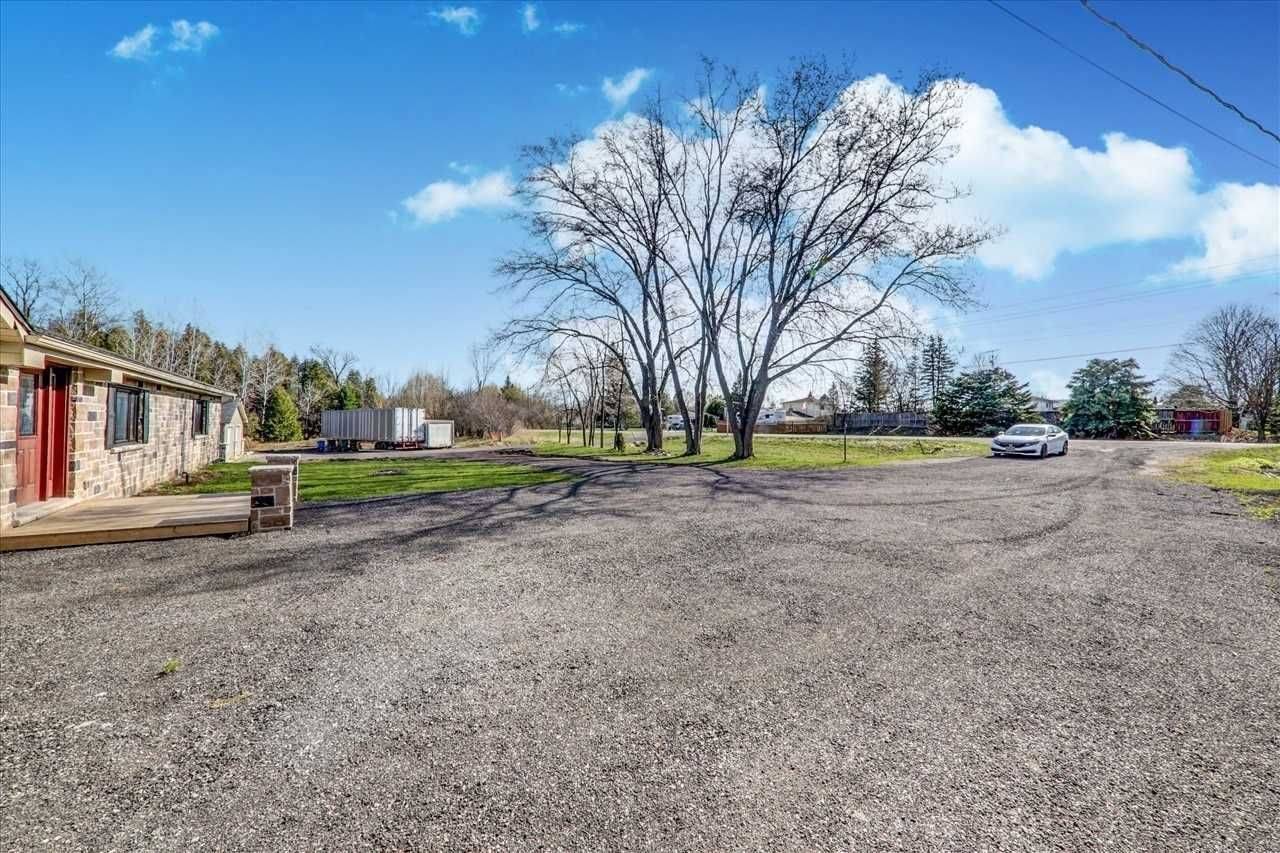 Scugog, ON L0B 1B0,14351 Regional RD #MAIN