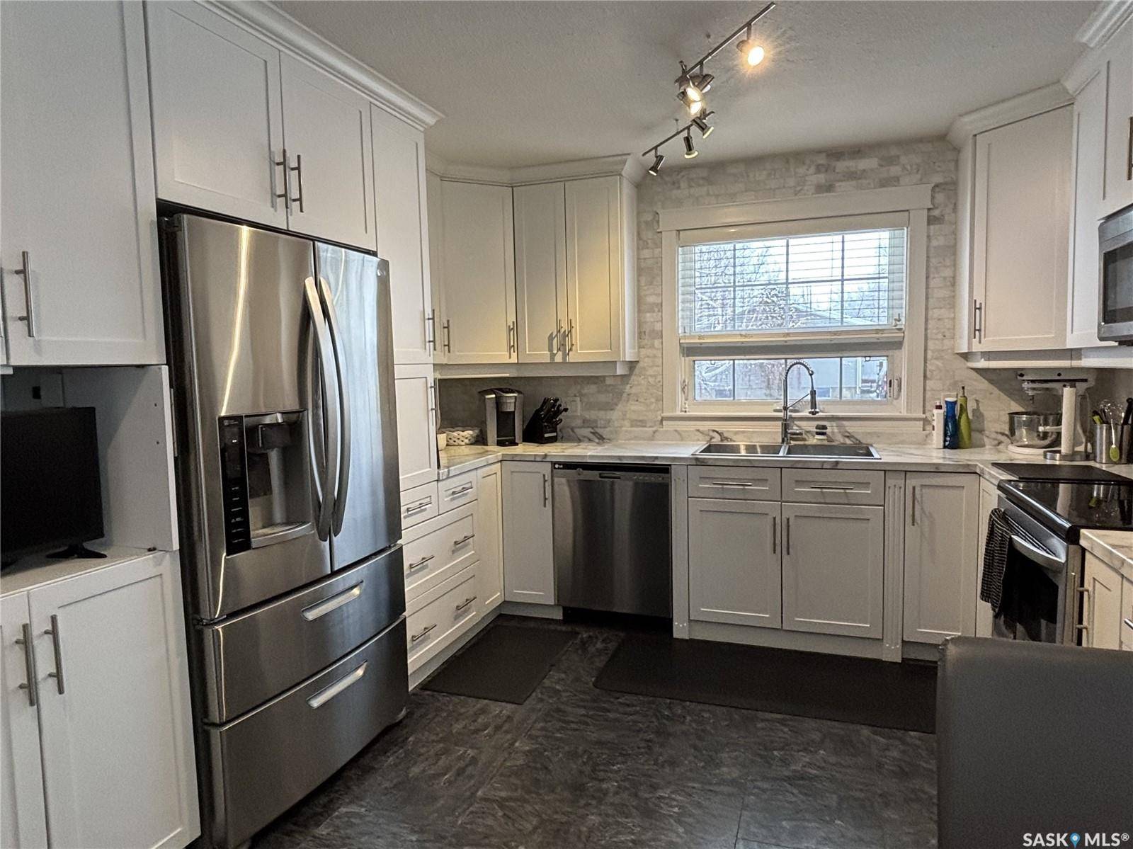 Prince Albert, SK S6V 7B9,1621 Blackwood DRIVE