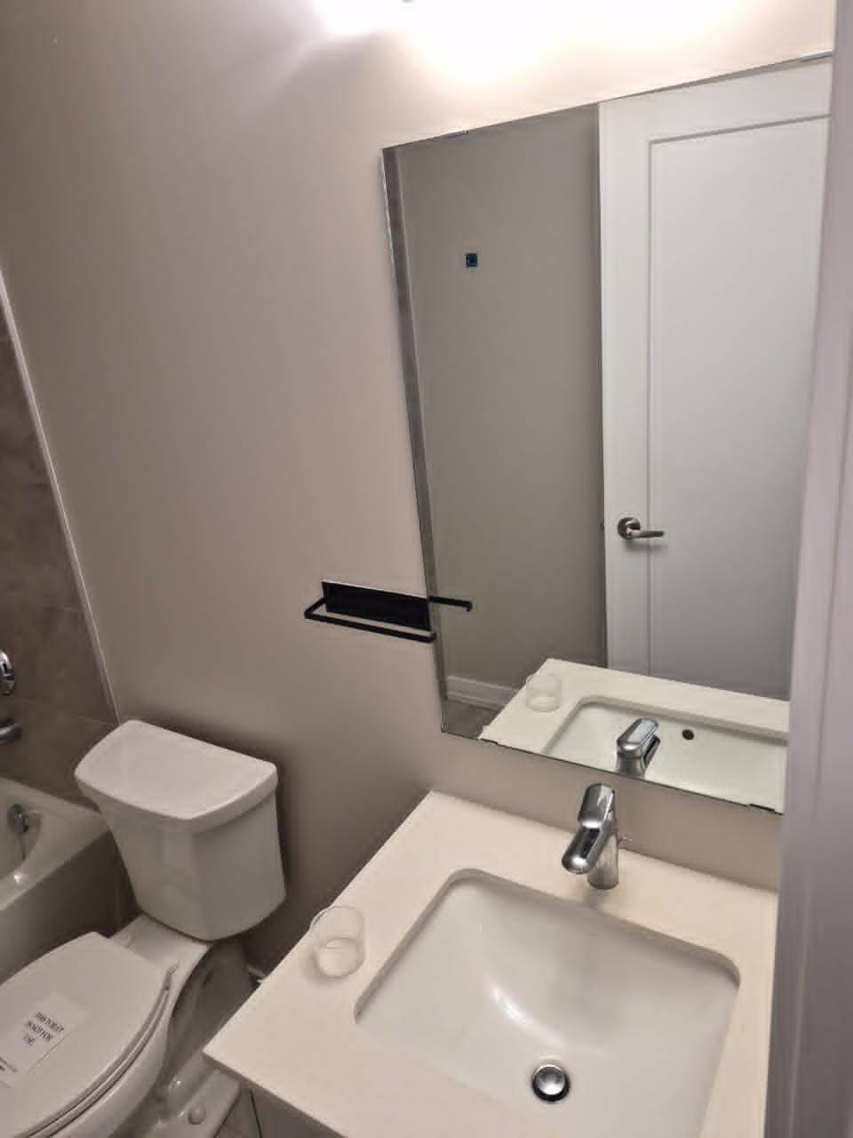 Kitchener, ON N2E 0J3,20 Palace ST #G2