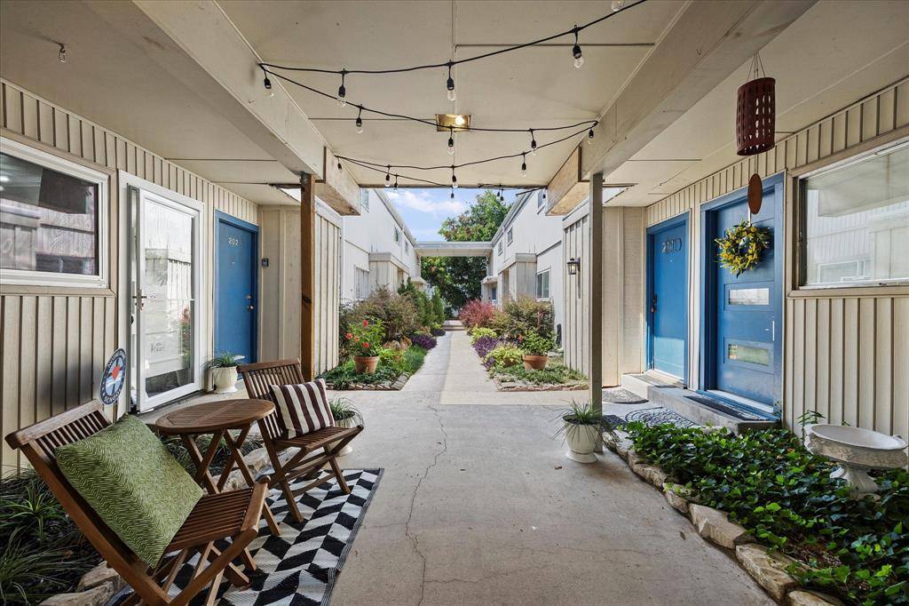 Dallas, TX 75204,4021 Cole Avenue #206