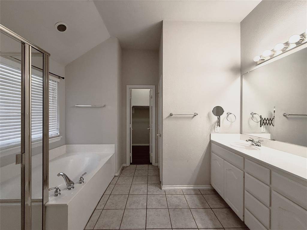 Fort Worth, TX 76244,8832 Fayetteville Drive