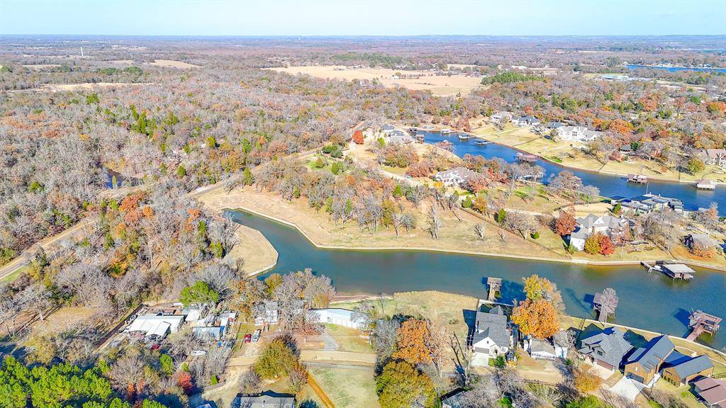 Mabank, TX 75156,128 Meandering Way