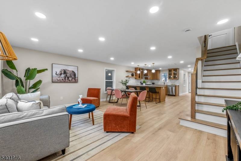 Westfield Town, NJ 07090,652 W Broad St