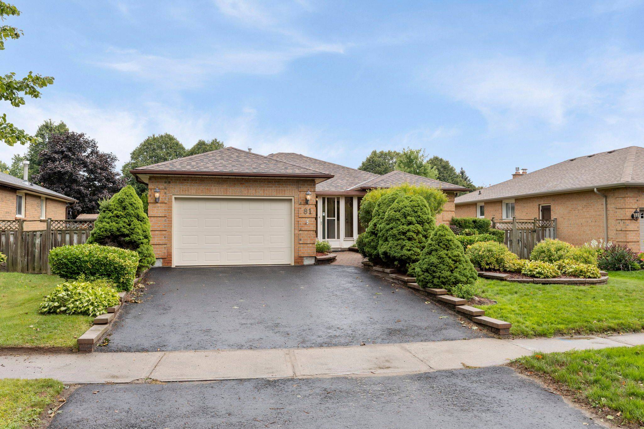 Uxbridge, ON L9P 1L7,81 Ewen DR